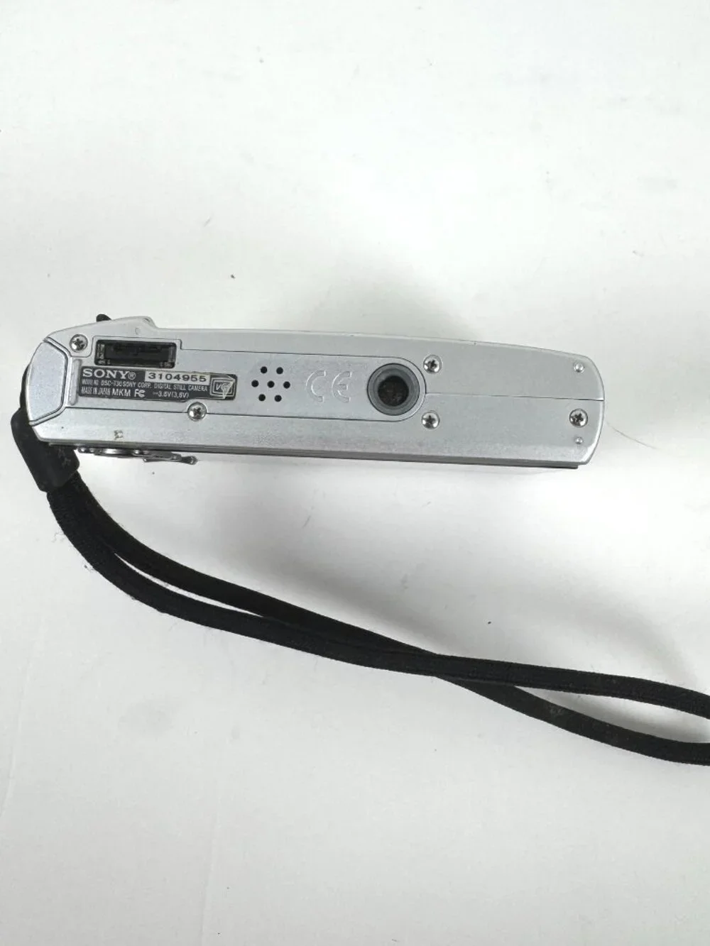 Sony DSC-T30 Cyber Shot Digital Still Camera Silver Made In Japan MC-232